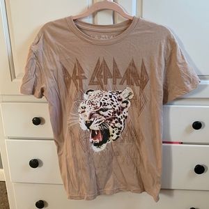 Def Leppard Graphic Tee